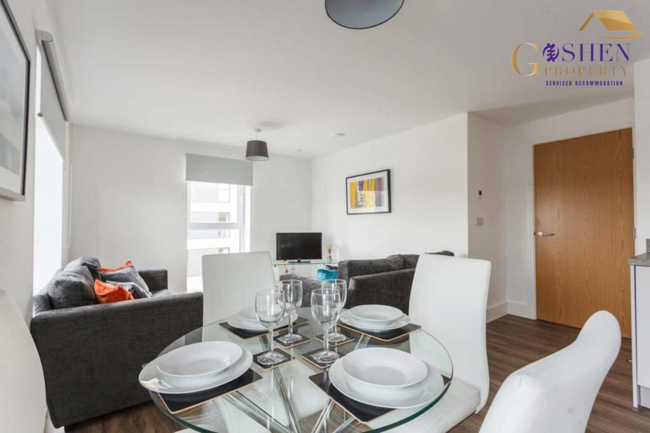 2 Bedroom Apartment Chapel Riverside At Goshen Property Serviced Accommodation Southampton, Free Wifi & Parking מראה חיצוני תמונה